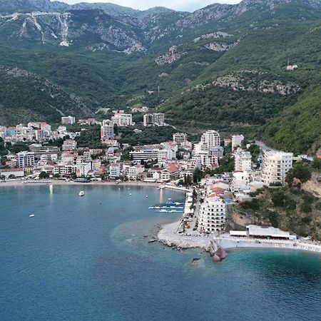Apartmani Svetionik Μπούντβα Εξωτερικό φωτογραφία