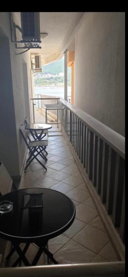 Apartmani Svetionik Μπούντβα Εξωτερικό φωτογραφία
