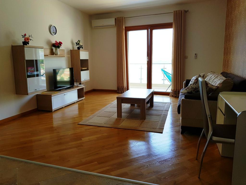 Apartmani Svetionik Μπούντβα Εξωτερικό φωτογραφία